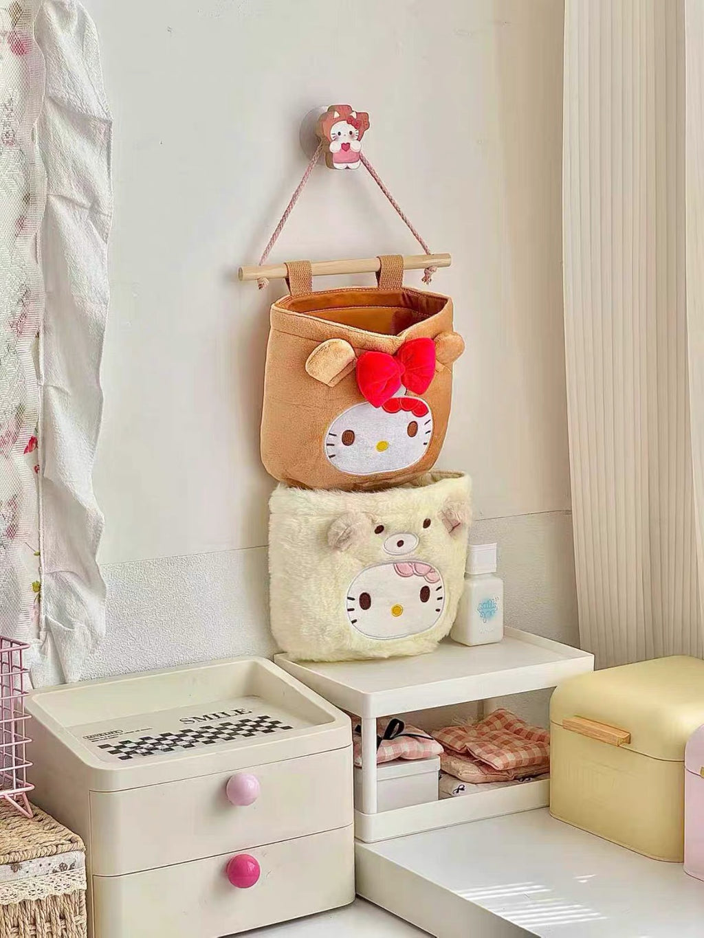 Hello Kitty & My Melody Hanging Organizer