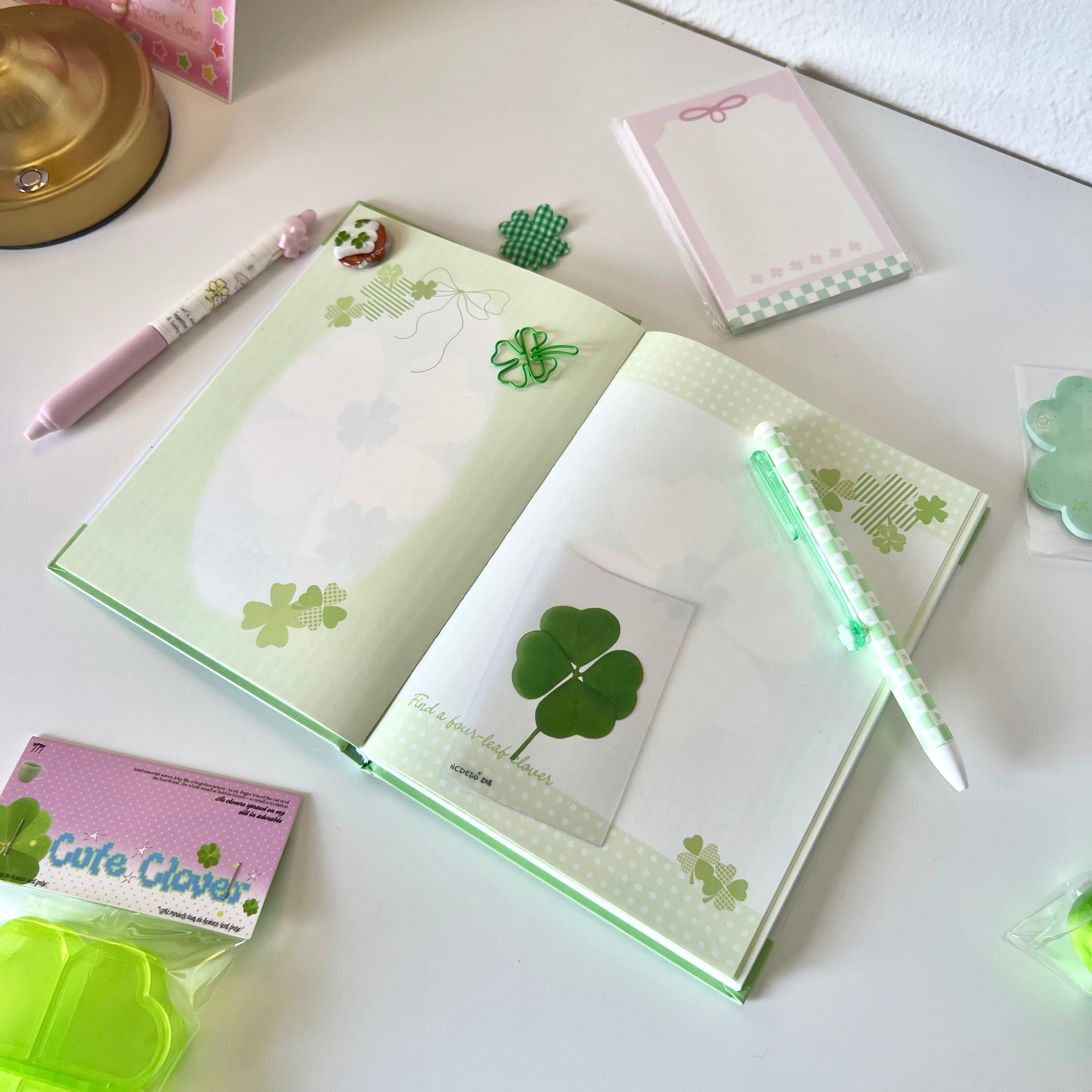 🍀 Lucky Clover Themed Box 🍀