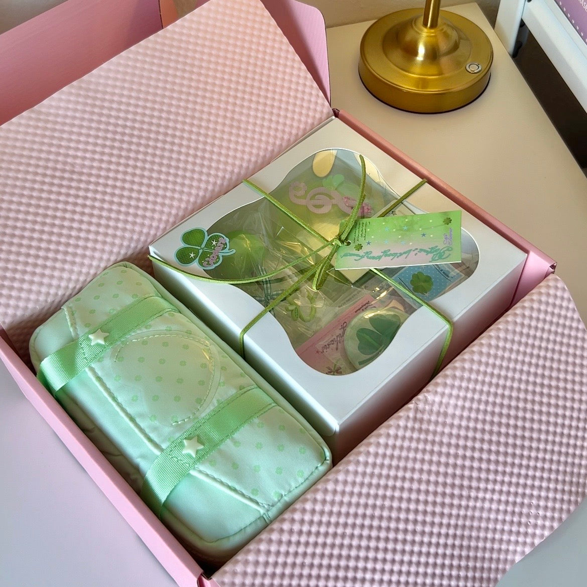 🍀 Lucky Clover Themed Box 🍀
